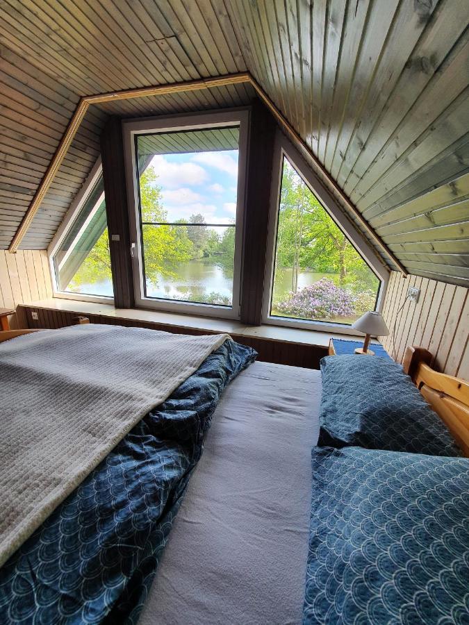 Ferienhaus Blauer See Mit Optionalem Hot-Tub Bockhorn  Ngoại thất bức ảnh